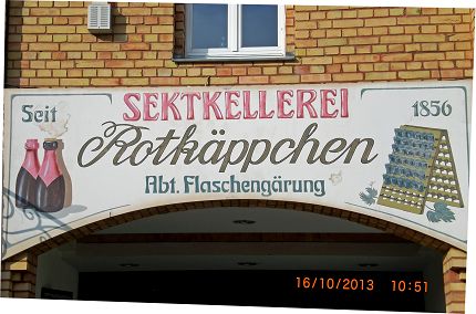 01_Am Eingang.JPG