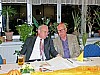 von li.,O a.D. Werdermann u. OTL a.D. Schulze beim Erfahrungsaustausch.JPG