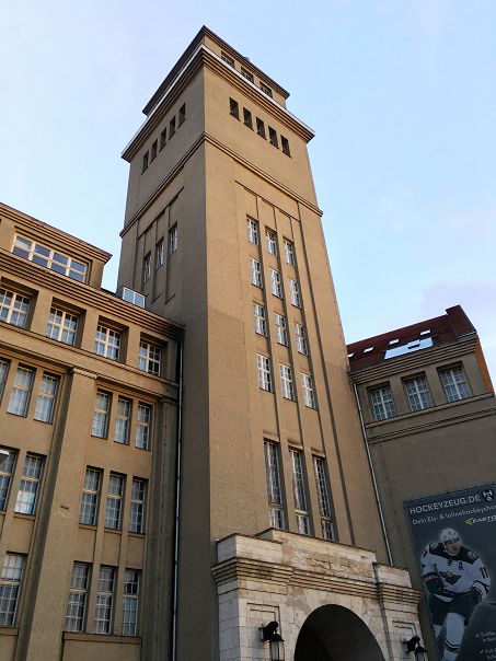 Turm des Vorstandsgebauedes der AEG.JPG